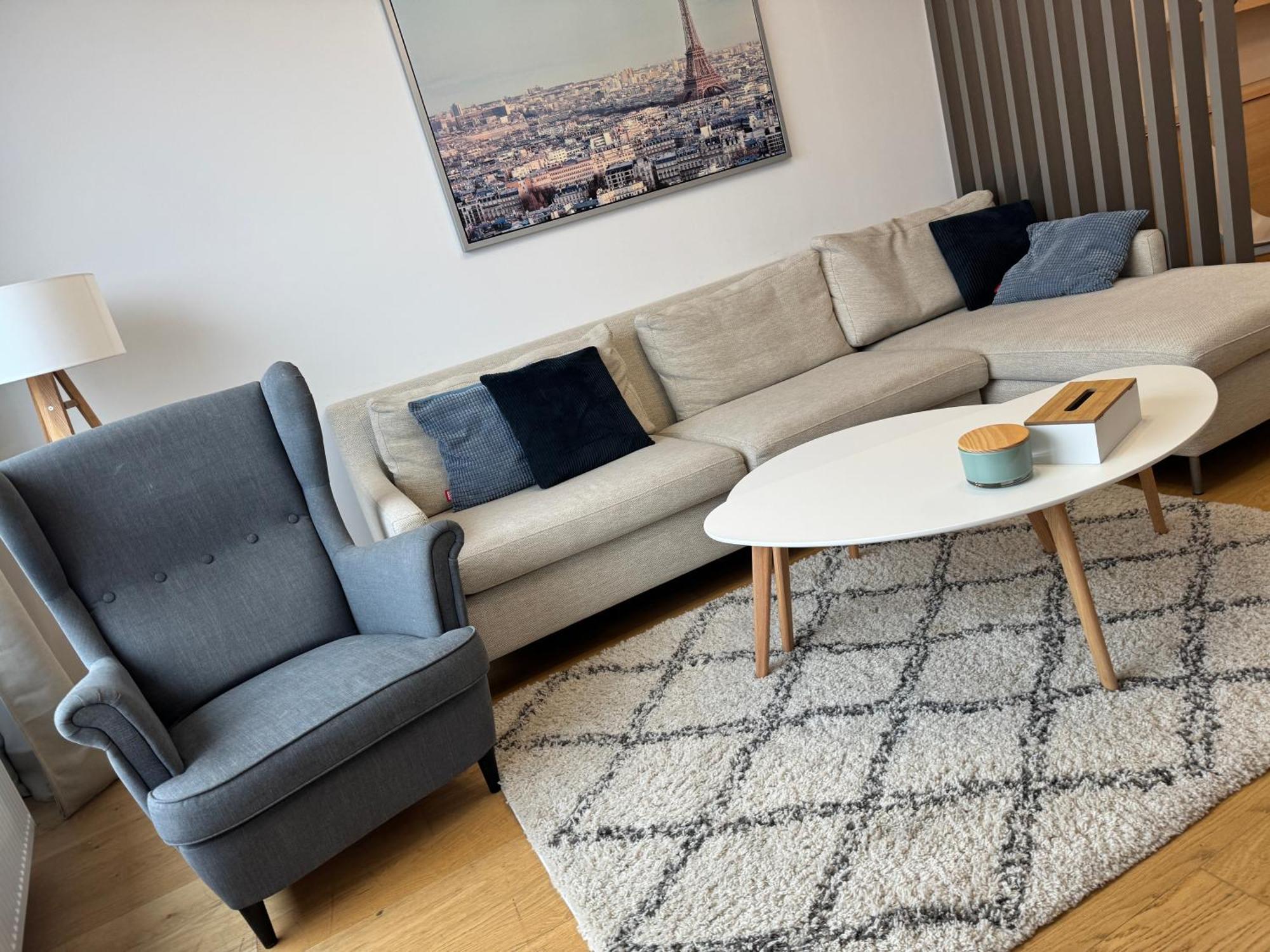 Downtown Charm With Free Parking Spot Appartement Bratislava Buitenkant foto